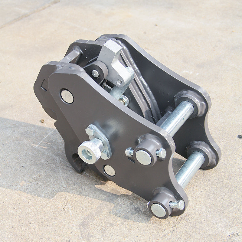 Small excavator quick connector can quickly replace accessories and is suitable